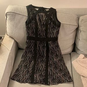 Banana republic dress 2 petite. Good for work or cocktail party